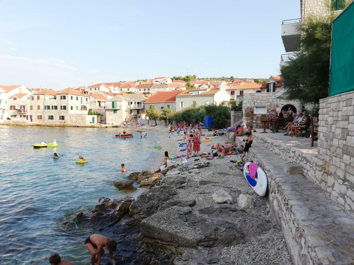Apartman Postira Rot Εξωτερικό φωτογραφία